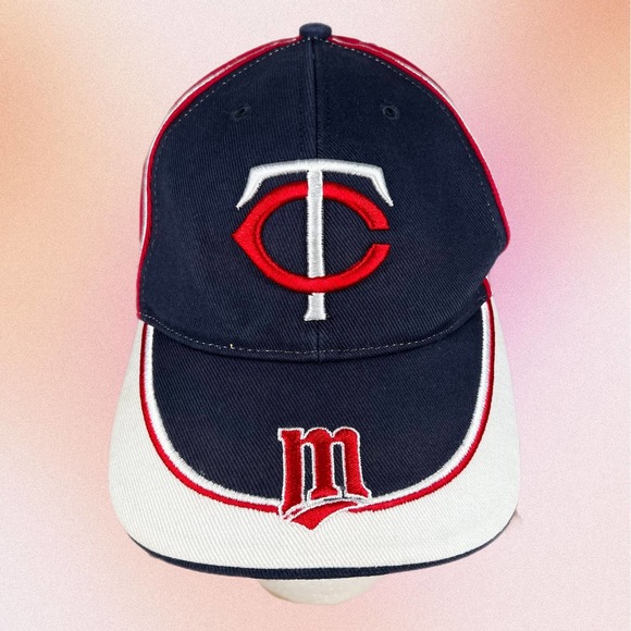 Minnesota Twins Embroidered MLB Red White Blue Logo Baseball Cap Hat Hook Loop - Picture 1 of 8